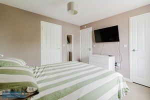 Bedroom- click for photo gallery